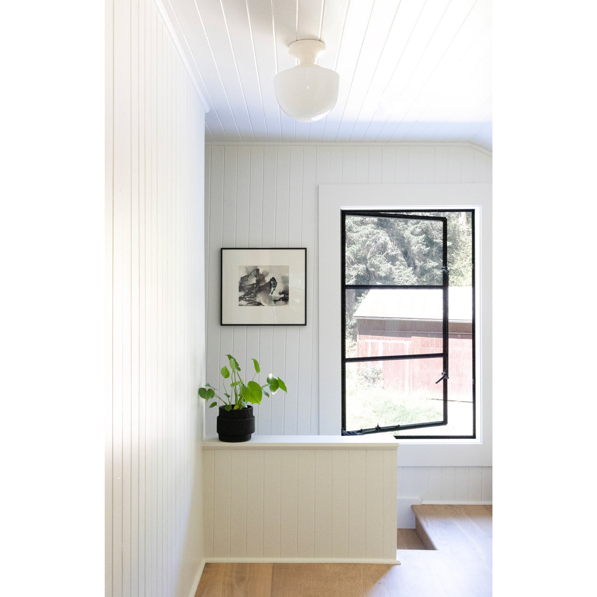Allison Large shown in Gloss White Glaze ceramic