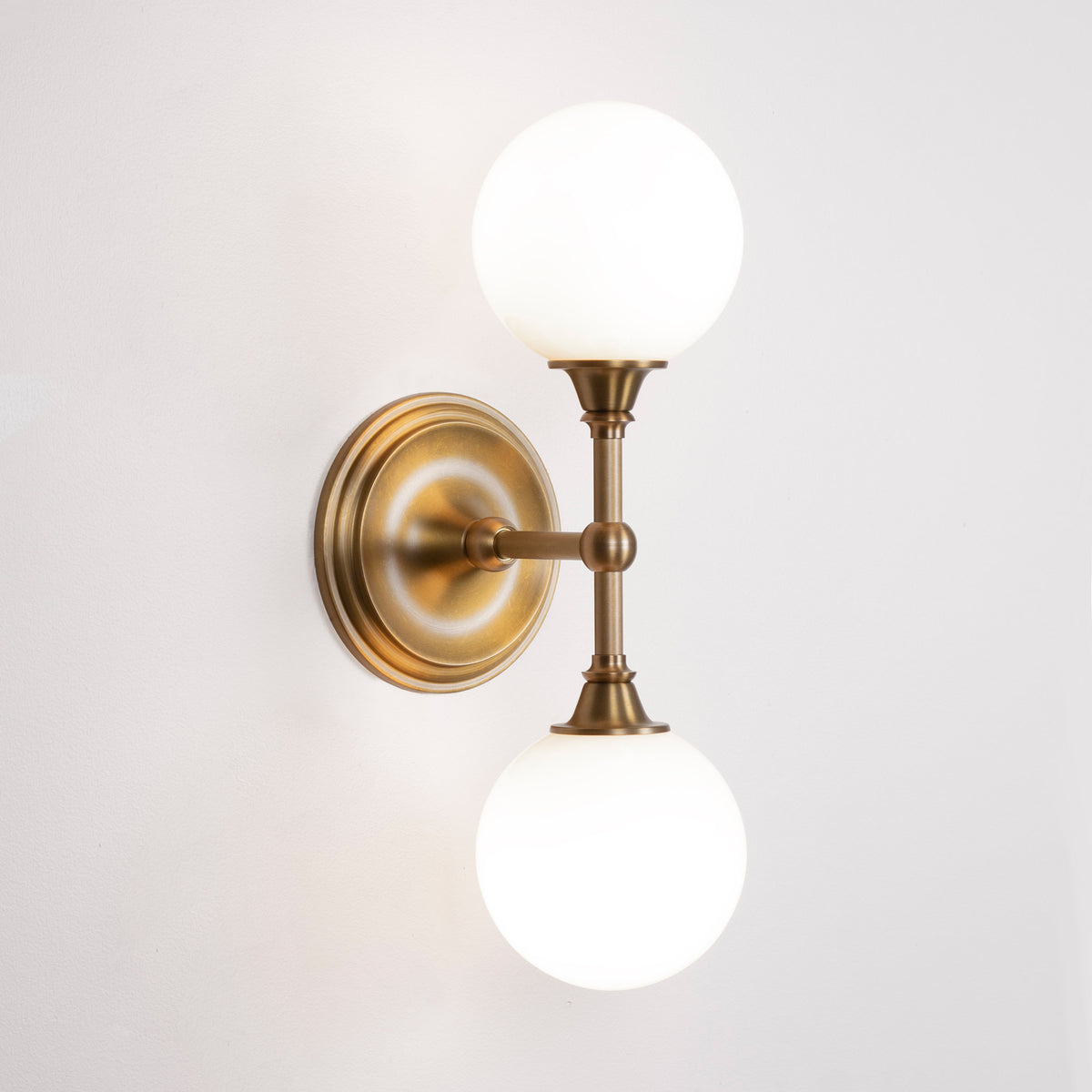 Bijou Double shown in Heirloom Brass