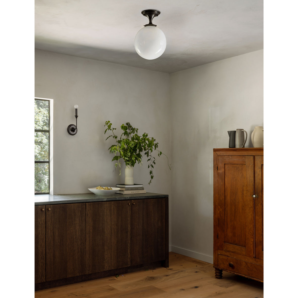 Bijou Candle shown in Graphite Patina with a Sorbonne Surface 12" Globe