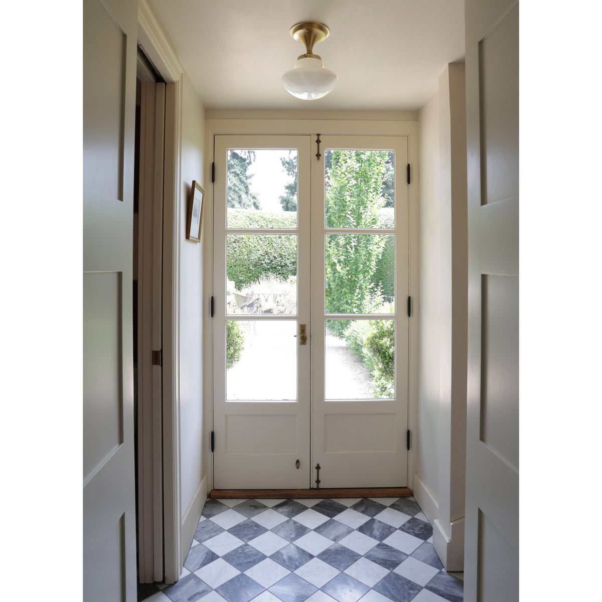 Sorbonne Surface 10" Tulip shown in Heirloom Brass